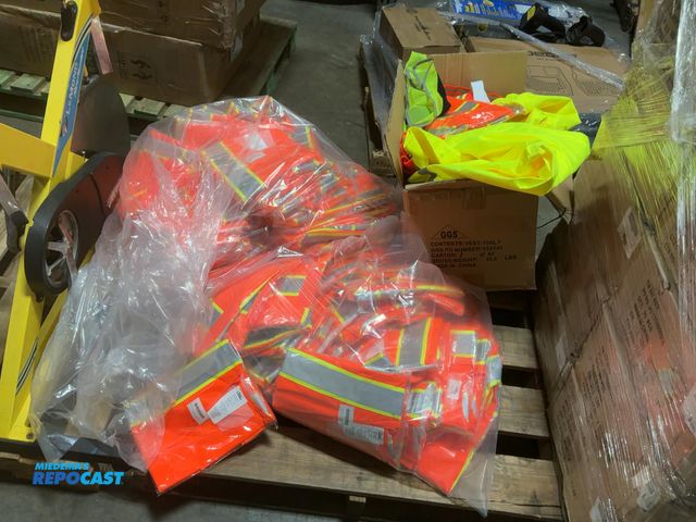 Lot 2-69031 - Skid lot of various Condor M/L reflective level 2 safety vests, and yellow reflective safety suits