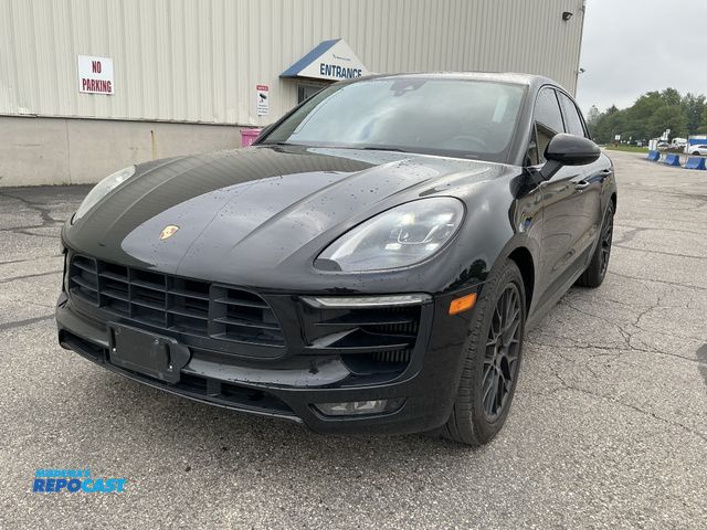 Lot 2-31434 - 2017 Porsche Macan GTS Other AWD
