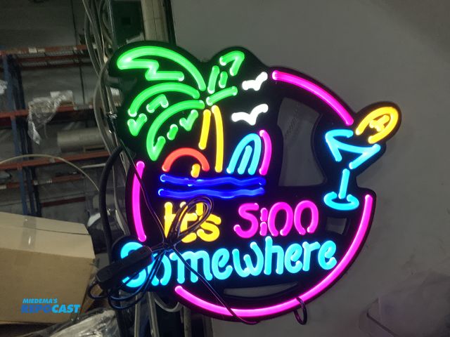 Lot 2-74558 - its 5 o'clock somewhere bar neon light