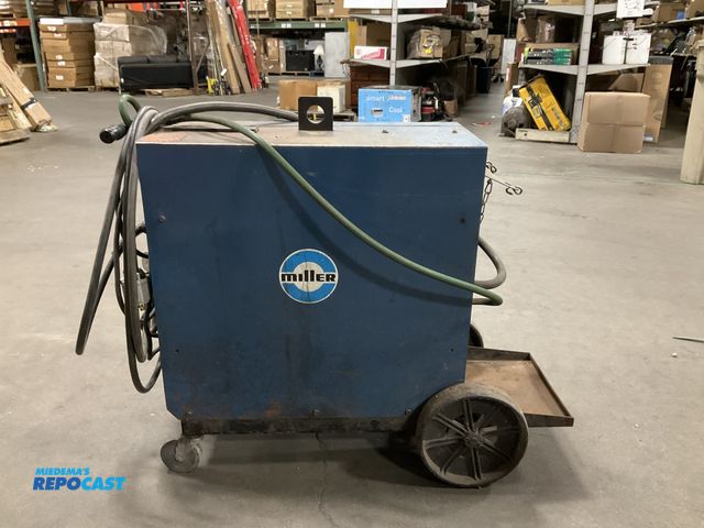 Lot 2-69162 - Miller 200 MiG Welder