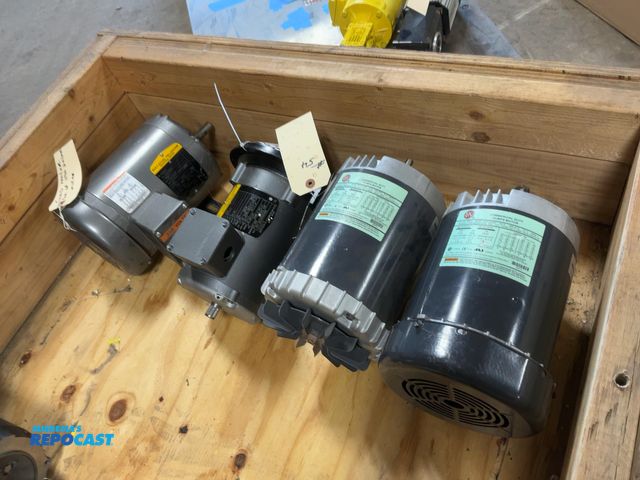 Lot 2-34510 - (4) Electric Motors, includes two US Motors Commercial Duty Pumps Motors, one 1hp missing fan cover ...