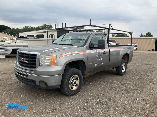 Lot 2-40121 - 2009 GMC Sierra 2500 Regular Cab Long Box Pickup Truck RWD
