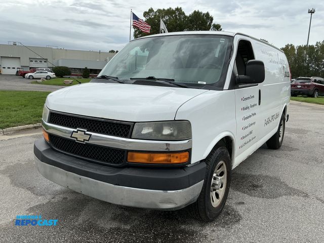 Lot 2-33430 - 2013 Chevrolet Express 1500 Cargo Van RWD