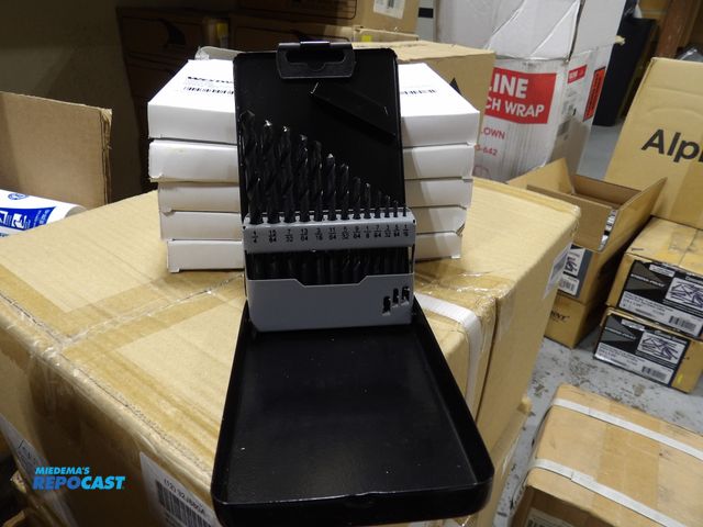 Lot 2-51005 - lot of 10 new westward 13 piece jobber drill bit sets with carrying case, high speed steel, black ox...