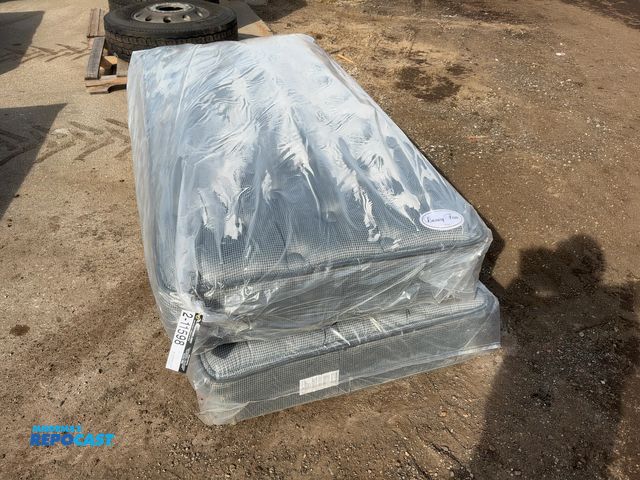 Lot 2-11598 - (2) New Old Stock Luxury Firm Mattresses for Semi Truck Sleepers, 38”x80”