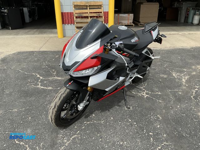 Lot 2-22032 - 2023 Aprilia RS Sport Bike