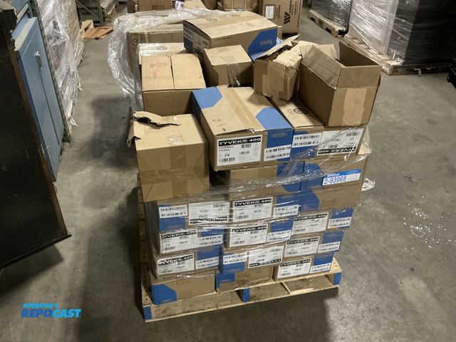 Lot 2-93968 - Skid lot of DuPont Tyvek 400 coveralls, size 2X.