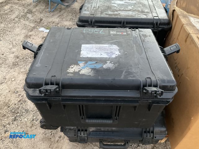 Lot 2-33222 - Cooling or pumping unit (sn wc 904 a4 a 07), 19”x1p.5”x7.5”h with a Hardigg storm case