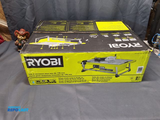 Lot 2-24514 - RYOBI 7IN TILE SAW (WORKS)