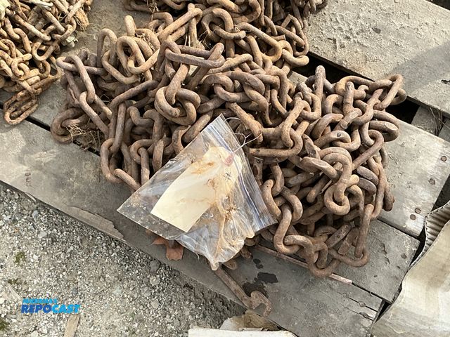 Lot 2-69360 - single tractor chain 27 inches wide x 108 inches long