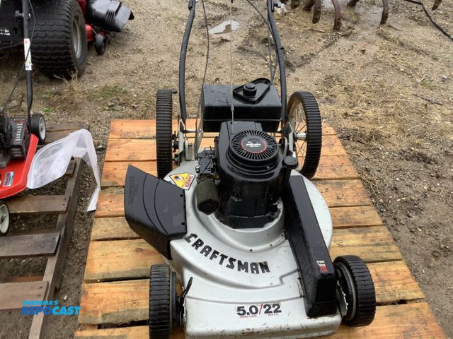 Lot 2-15743 - craftsman self propelled 22 inch cut lawn mower 5.0 hp model 917.378711 S/N 000656 ran well when las...