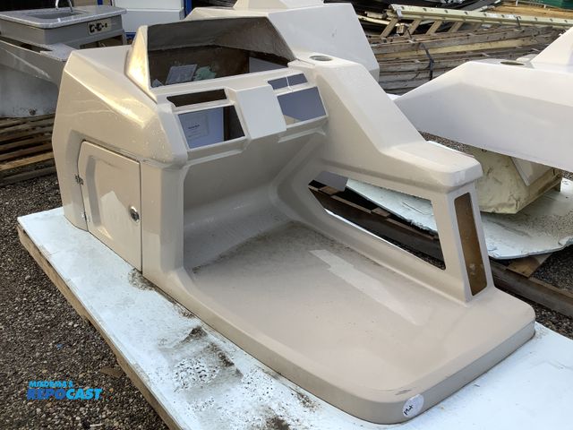 Lot 2-35560 - Lot of (1) pontoon plastic center console cover with cup holder on right and side compartment doors