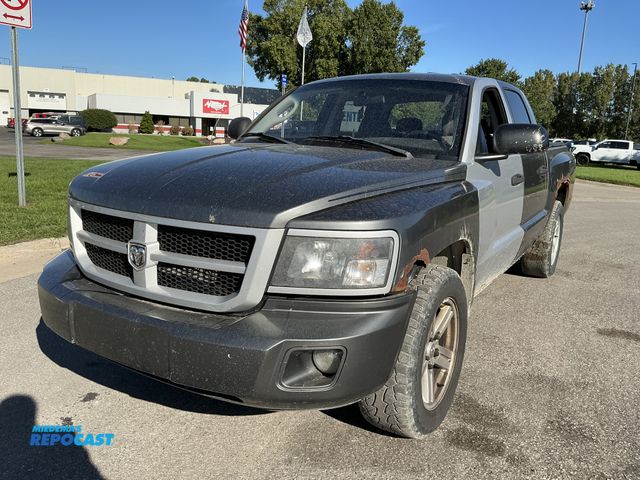 Lot 2-33415 - 2008 Dodge Dakota SXT Crew Cab Pickup Truck 4x4