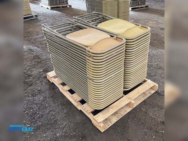 Lot 2-21853 - Approximately 50 Plastic Folding Chairs Metal Frame