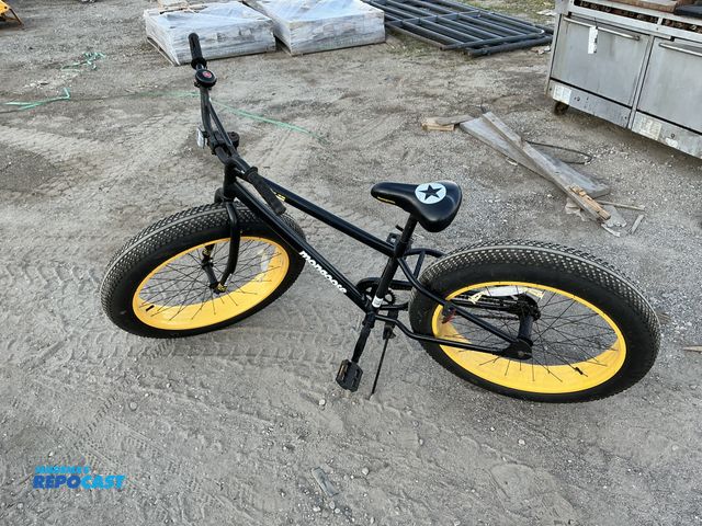 Lot 2-69014 - mongoose fat tire mountain bike with bell color: black