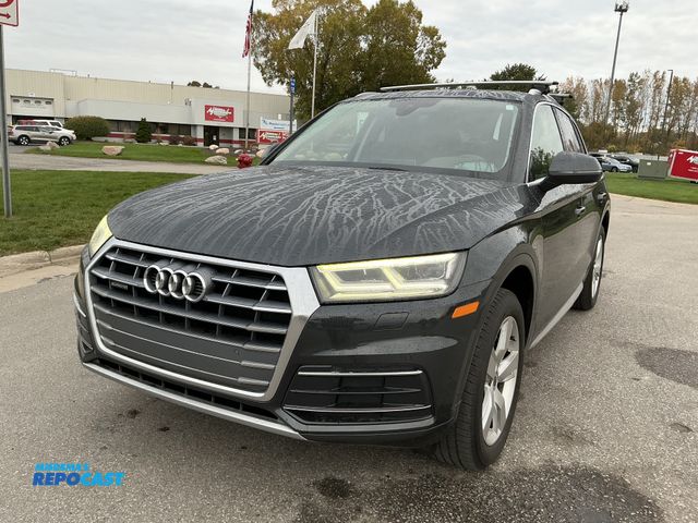 Lot 2-67253 - 2018 Audi Q5 quattro Premium Plus SUV AWD