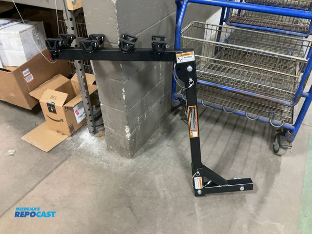 Lot 2-65674 - LARIN 4-Bike Hitch Mount Rack Mfg # HBR-4