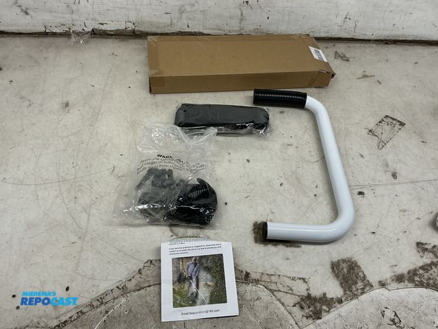 Lot 2-37174 - Yaheeda Weed Eater Handle Kit
