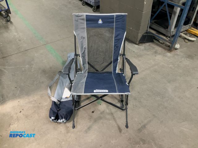 Lot 2-19080 - GCI Roadtrip Rocker camping chair, appears new