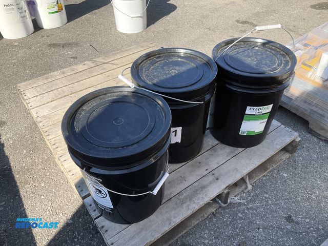 Lot 2-75134 - Lot of (3) 5 gallon buckets of Crop Salt Cake NPK 0-0-4, soluble pot ash 4%, new condition