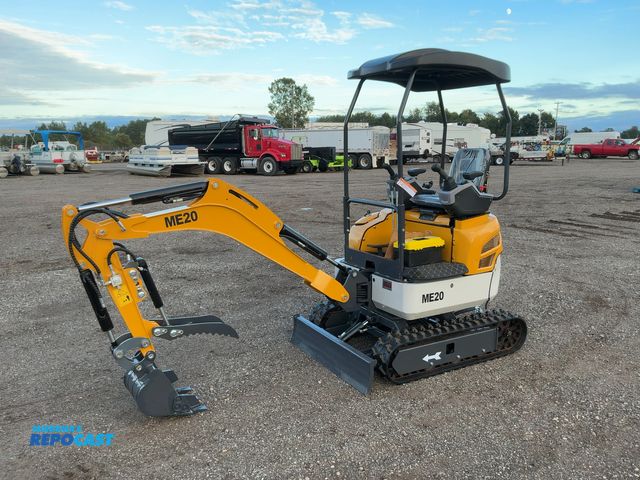 Lot 2-20536 - 2026 SDLANCH ME20 Diesel Mini Excavator