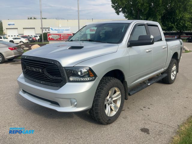 Lot 2-42076 - 2018 Ram 1500 Sport Crew Cab Pickup Truck 4x4