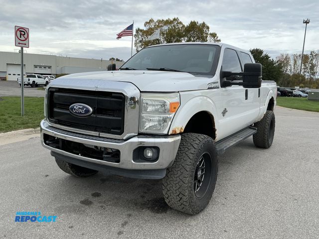 Lot 2-67257 - 2011 Ford F250 XLT Crew Cab Standard Box Pickup Truck 4x4