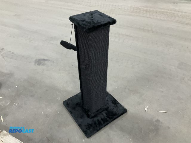 Lot 2-65649 - (1) verticle black soft cat scratching post with hanging toy