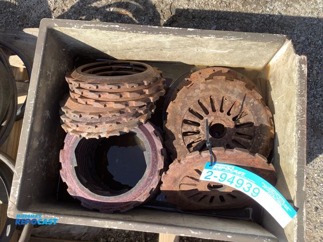 Lot 2-94939 - John Deere international corn planter plates