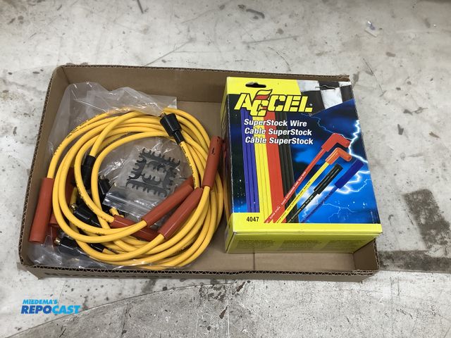 Lot 2-tbd - accel #4047 V8  plug wire set universal fit