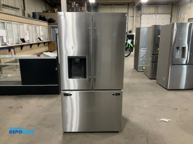 Lot 2-55216 - Scratch & Dent LG LCFC26XSS/01 Refrigerator