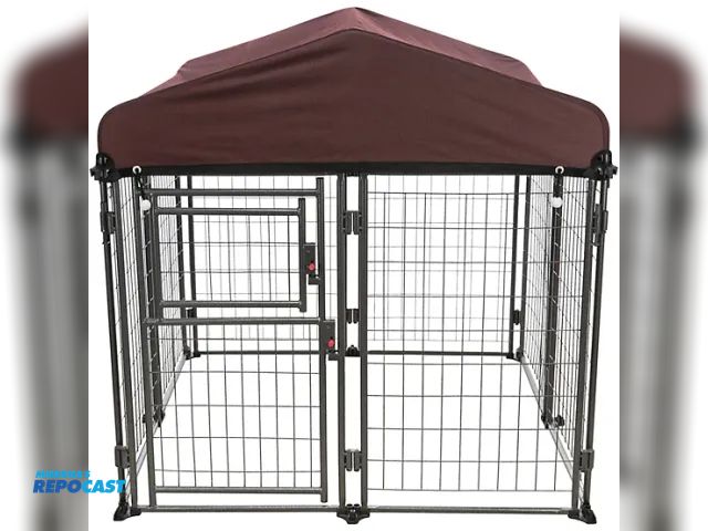 Lot 2-69635 - TRIXIE Welded Wire Deluxe Dog Kennel with Cover