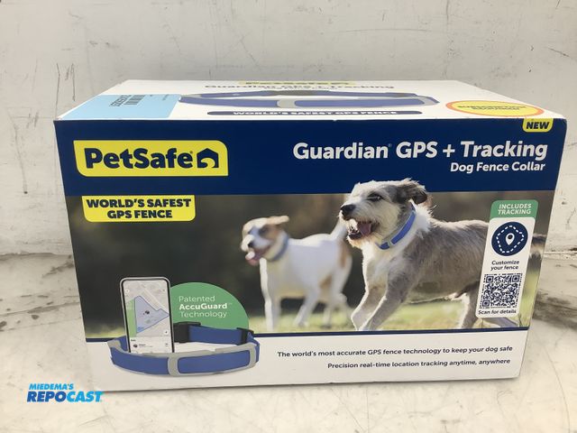 Lot 2-19791 - PetSafe Guardian GPS + Tracking Dog Fence Collar