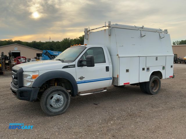 Lot 2-44448 - 2013 Ford F-550 XL Super Duty Utility Service Truck