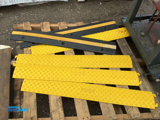 Lot 2-69607 - Skid lot of cable protectors