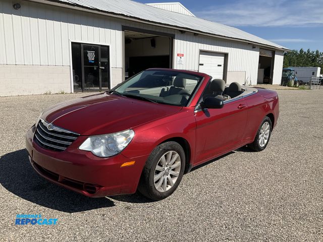 Lot 2-61768 - 2010 Chrysler Sebring LX Convertible FWD