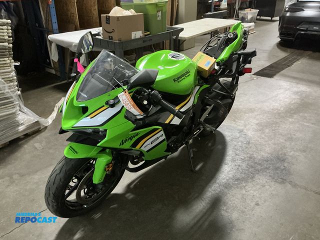 Lot 2-45636 - 2025 Kawasaki ZX-6R Sport Bike