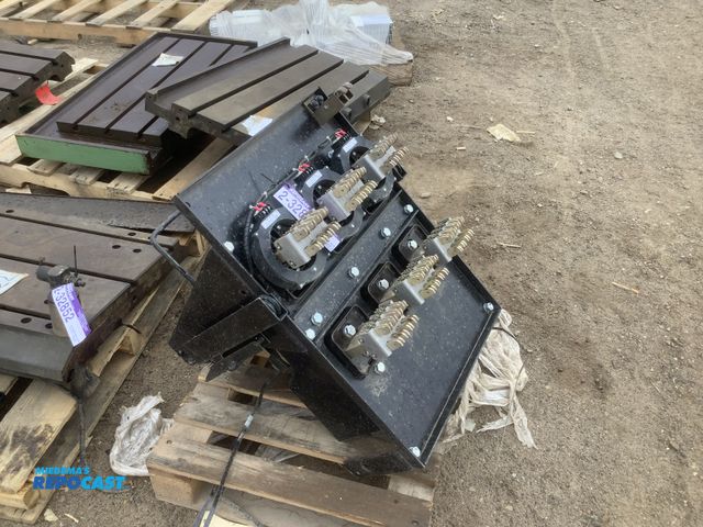 Lot 2-32851 - Utility Relay Co.  CT-10509U Low voltage power circuit breaker