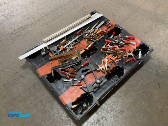 Lot 2-15547 - Skid lot of miscellaneous woodworking clamps, various styles