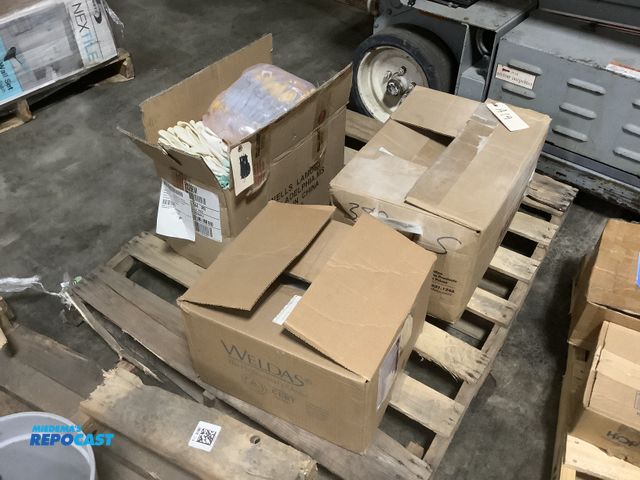 Lot 2-93383 - Lot of Yard Dog yellow gloves, HDPE/polyurethane gloves, sports gloves, and Weldas welding gloves