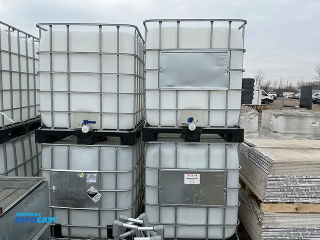 Lot 2-60571 - Lot of (4) IBC Totes