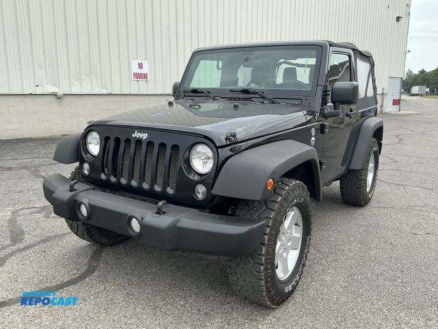 Lot 2-95936 - 2016 Jeep Wrangler Sport SUV 4x4