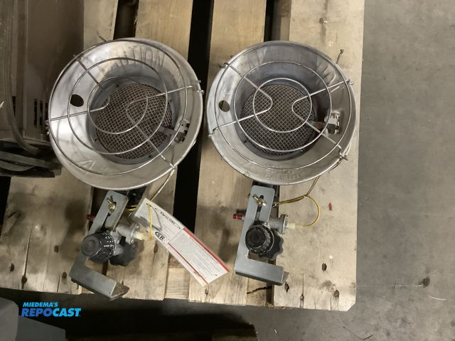 Lot 2-33194 - (2) propane heat lamps
