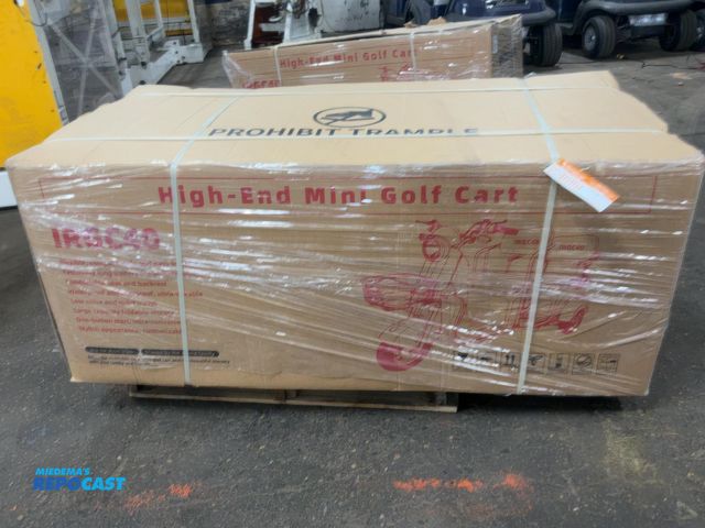 Lot 2-40101 - New SDLANCH IRGC40 3-Wheel Mini Electric Golf Cart / Scooter, 60 Volt, 600 Watt Motor, Three Speed, ...