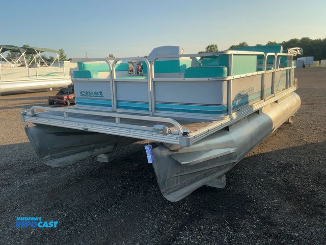 Lot 2-30542 - 1994 Crest Sport 18-23 16' Pontoon Boat