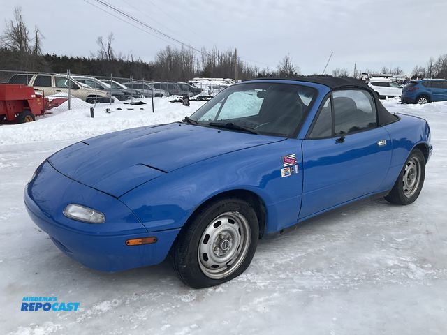 Lot 2-60843 - 1990 Mazda MX-5 Miata Base Coupe RWD