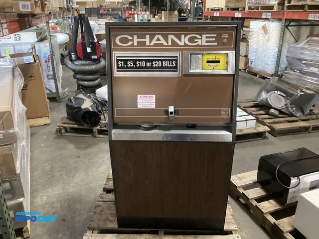 Lot 2-77144 - Rowe 3-hopper Money Changer Machine - no key