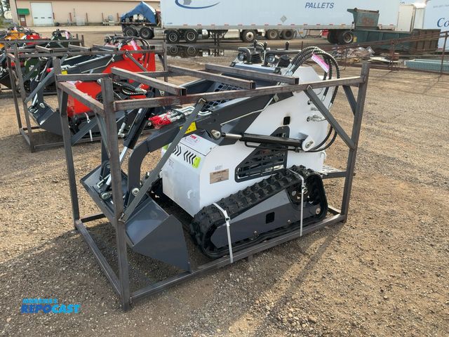 Lot 2-21632 - 2026 ZJG ZJ-380 Mini Skid Steer Loader