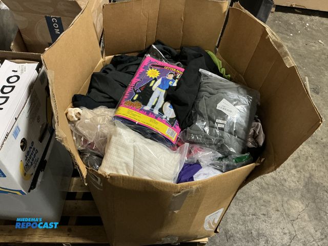 Lot 2-96564 - Box of various Clothing, Sheets, Curtains, and more