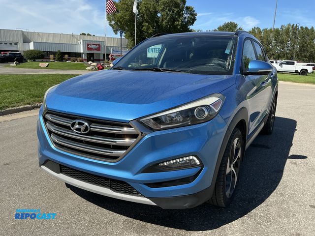 Lot 2-33423 - 2017 Hyundai TUCSON Limited SUV AWD